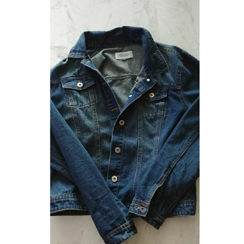 Revolt pocketed jean jacket